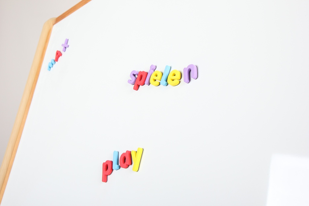 Regalkombination mit Tafeln