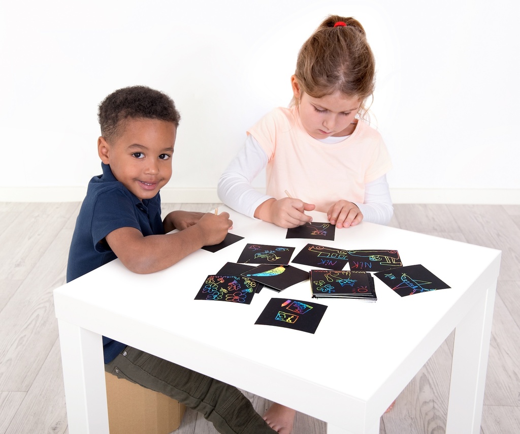 Kratzblätter (200 Blätter + 24 Stifte)