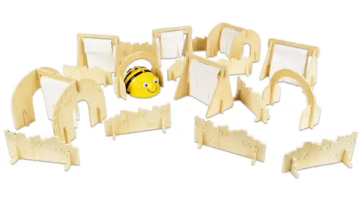 [104557W] Bee-Bot Hindernisse